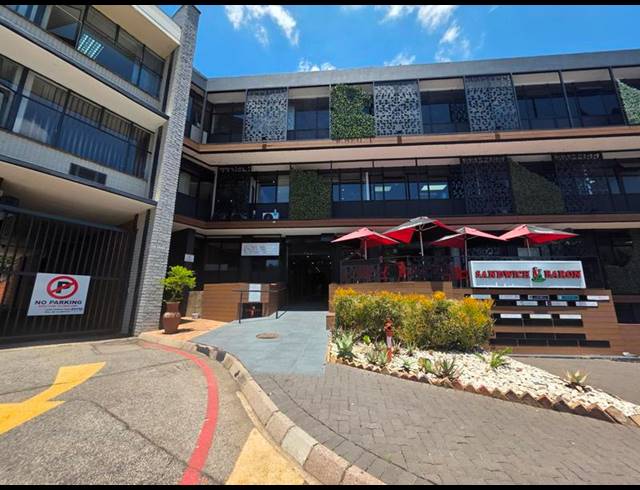 BUSINESS PROPERTY TO RENT IN LYNNWOOD GLEN